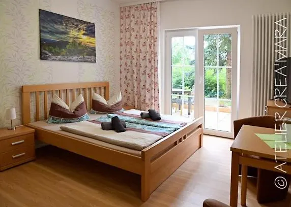 Ferienwohnanlage Koenigerode 住宿加早餐酒店 Konigerode